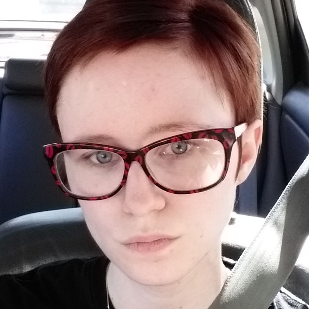 Meet your Posher, Lizzie